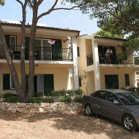 Apartment By The Sea Rogoznica - 3094