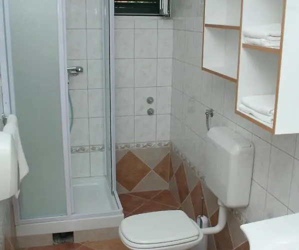 Appartamento By The Sea - 3094 Rogoznica (Sibenik-Knin)